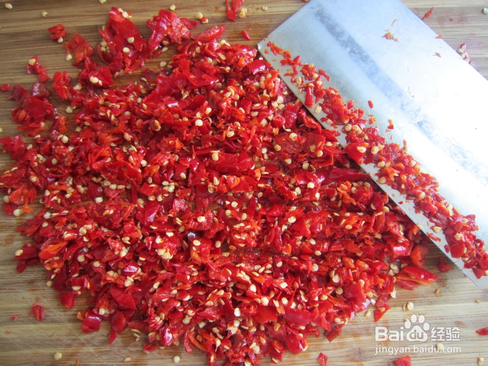 颜色红亮,辣而咸鲜-----自制剁椒