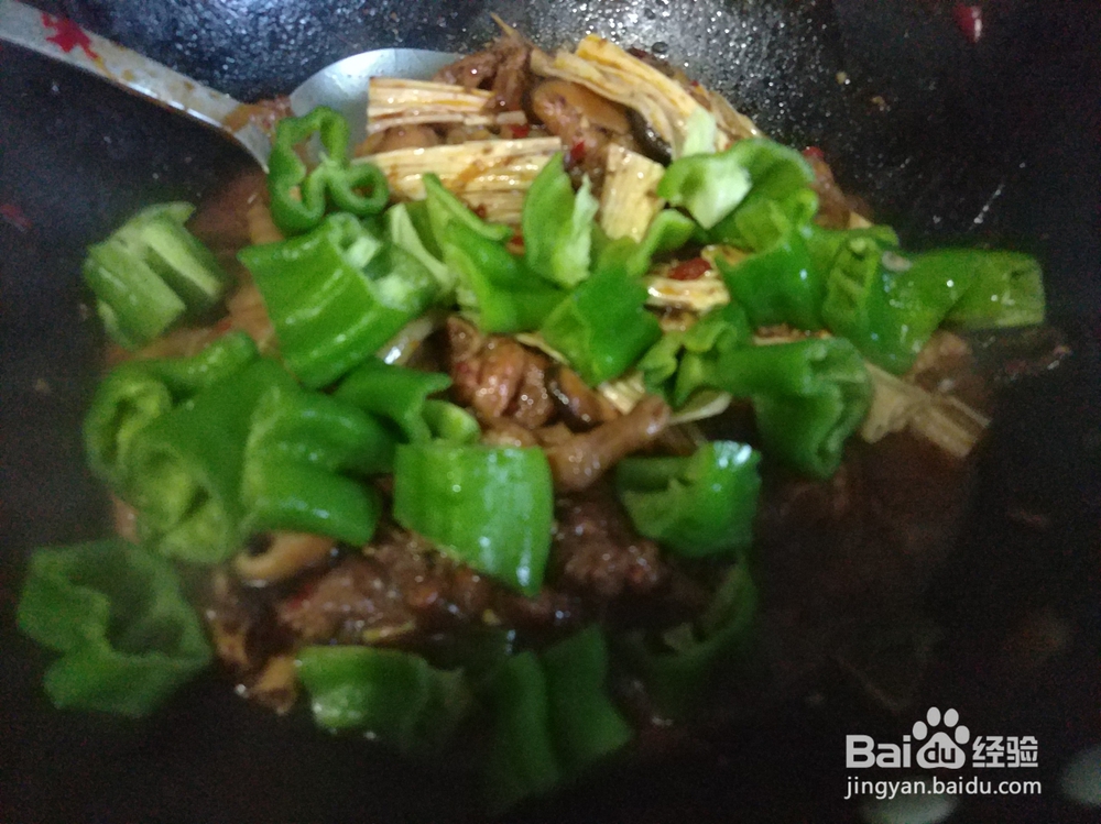 做出入味的香菇炖鸡