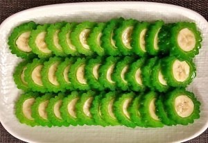 苦瓜酿香蕉的做法