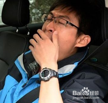 如何缓解开车犯困？