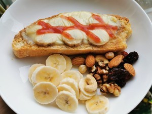 不用費心思的麪包片的做法