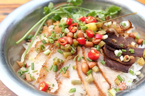 广西特色小吃桂林米粉的做法