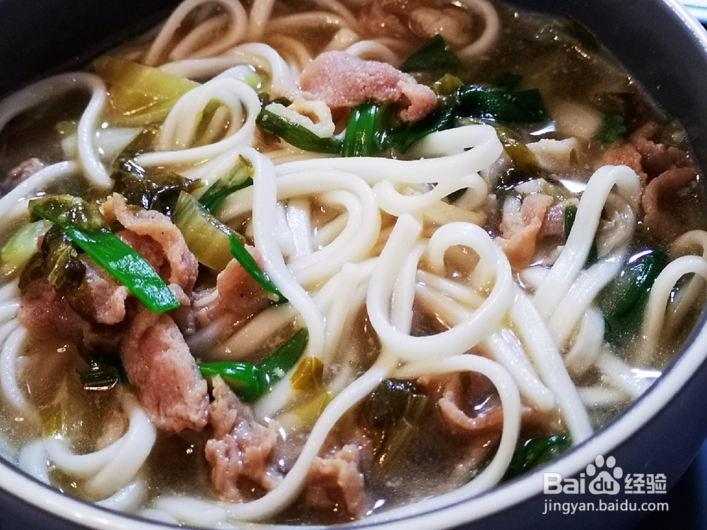 赞不绝口的酸汤肥牛面