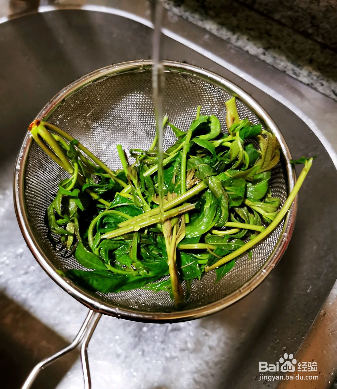 香椿拌豆腐怎么做