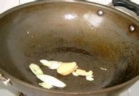 简单美食:香辣卤鸭脖