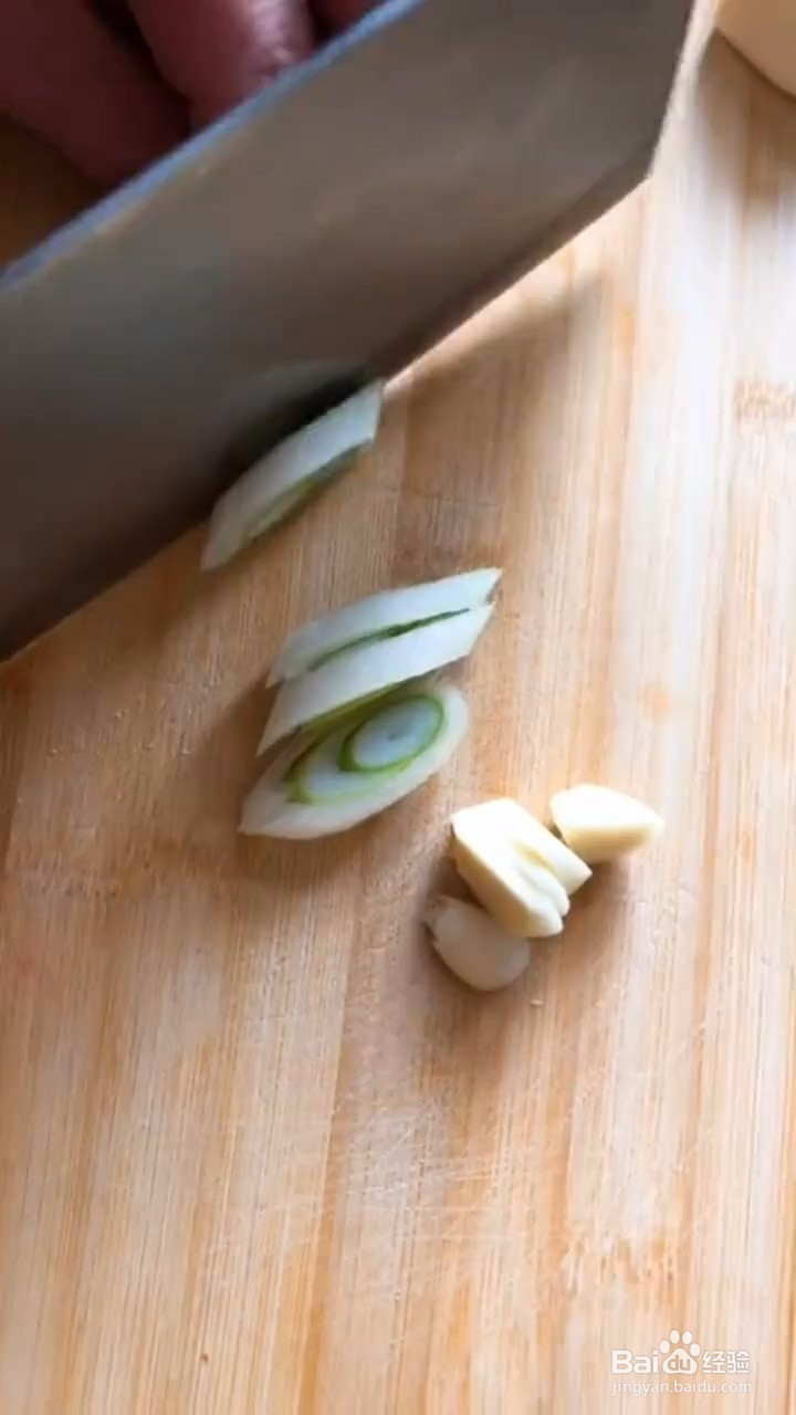 如何制作家庭版干煸豆角