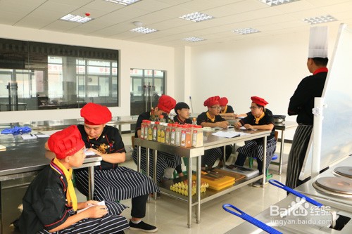 学西餐哪个学校好