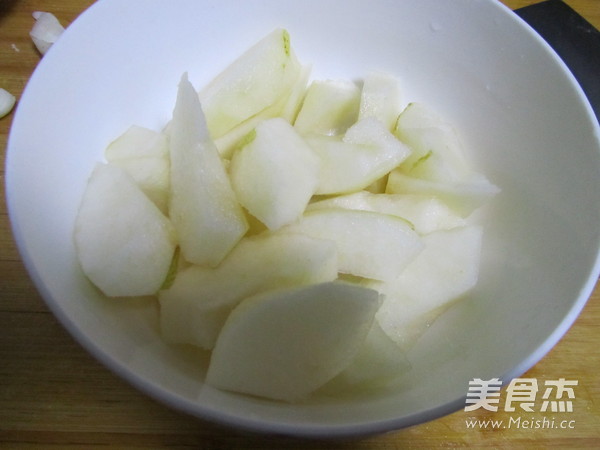 银耳红枣秋梨羹