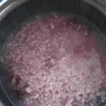 紫薯薏米红豆粥的做法