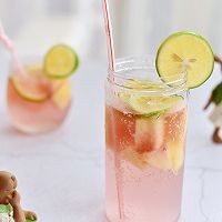 蜜桃莫吉托怎么做