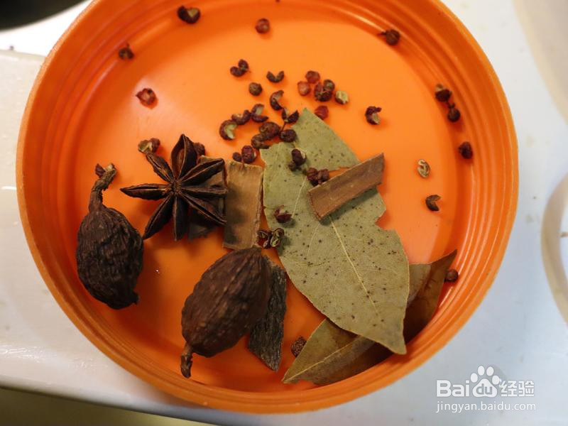 广式红焖带皮羊肉的做法