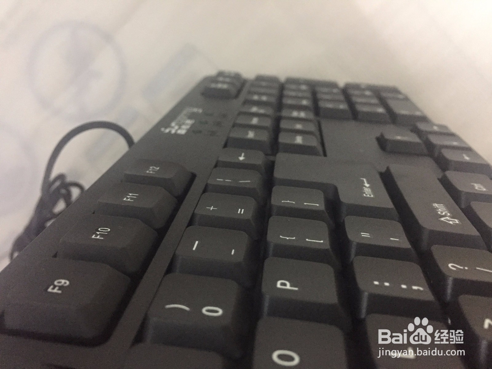 森松尼杀手锏SK-402简约时尚键盘开箱晒物