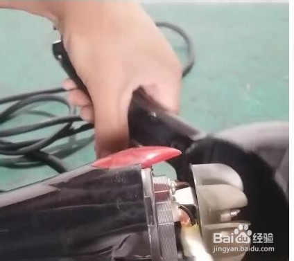 吹风机烧了怎么办