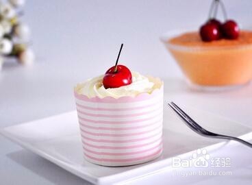 奶油纸杯蛋糕的做法 杯子蛋糕的制作教程