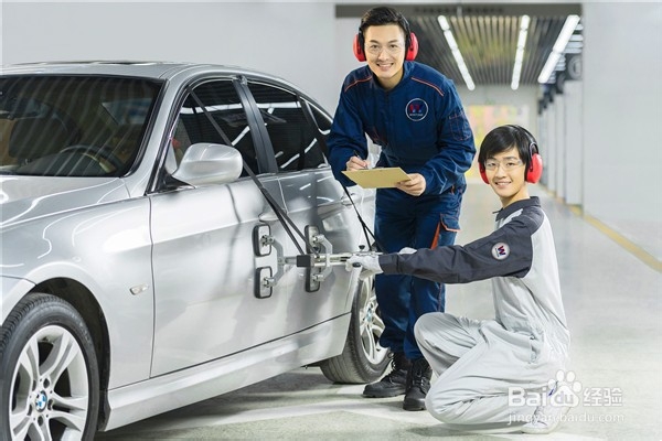 学汽修哪个学校好