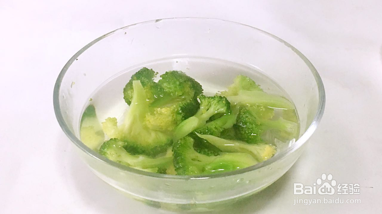 西兰花鸡肝泥的做法