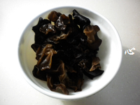 冬菜丝瓜炒木耳