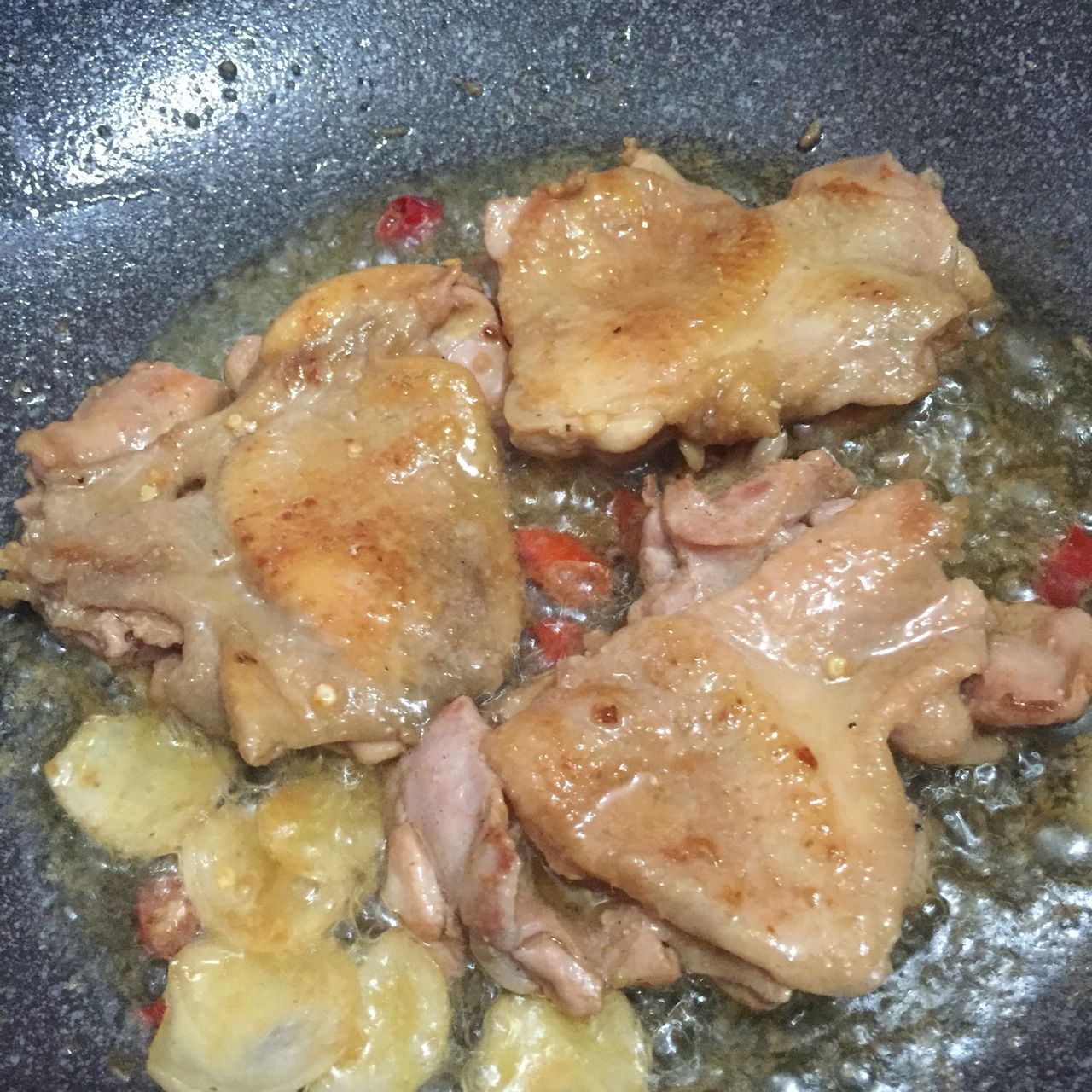 煎鸡腿肉这样做更好吃