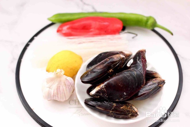 蒜香粉丝双椒青口贝的做法