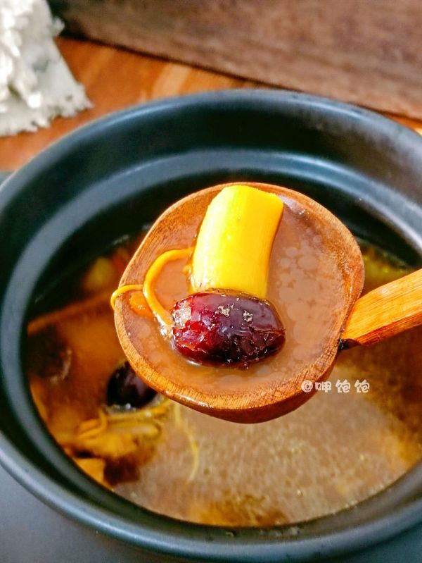 虫草花山药鸡汤