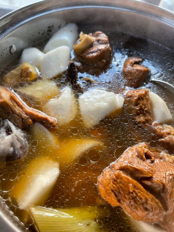 山药羊肚菌炖排骨汤