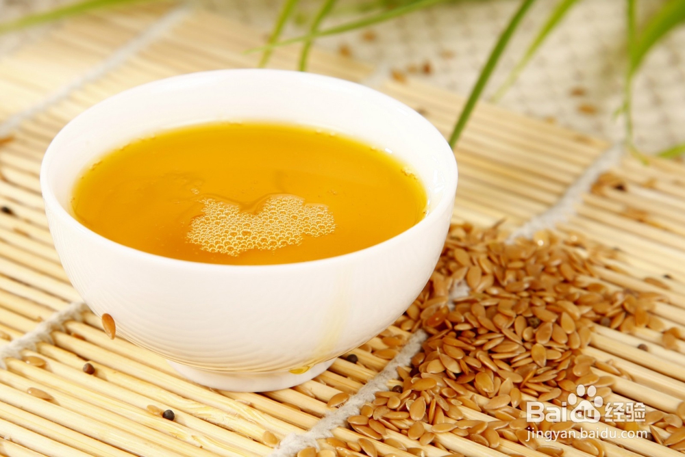 亚麻籽油怎么吃？亚麻籽油有哪些功效与作用？