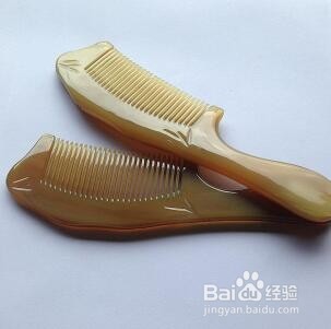 怎样让干枯头发变顺滑