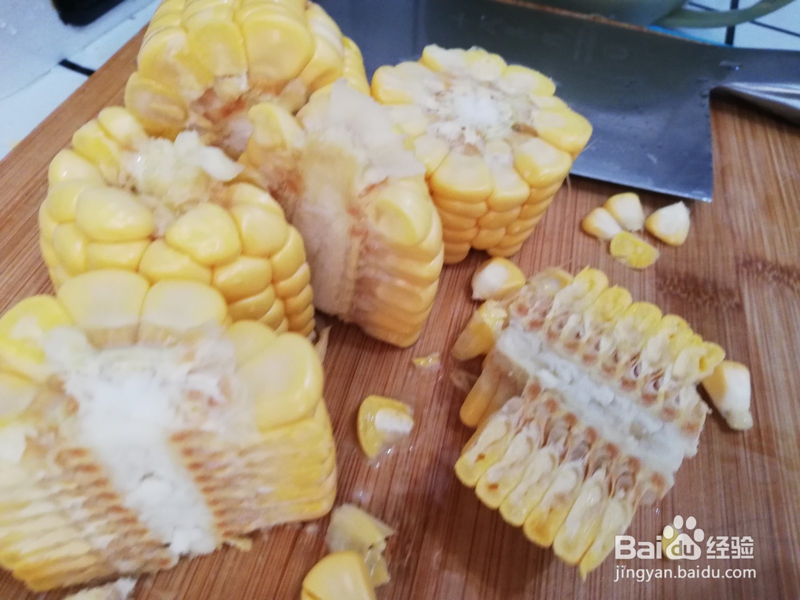 玉米萝卜排骨汤的家常做法