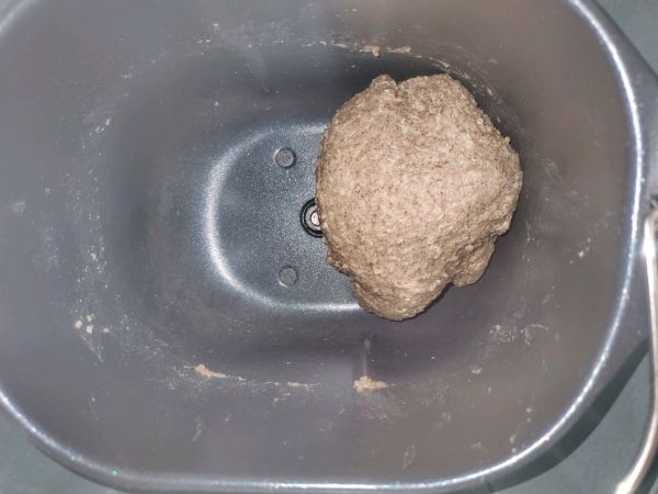 金枪鱼肉松全麦藜麦面包