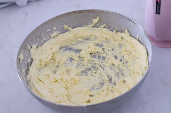 百香果蓝莓磅蛋糕