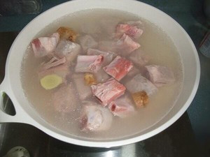 红烧土豆排骨家常做法