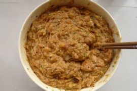 流着汤汁的煎饺——蟹肉皮冻煎饺