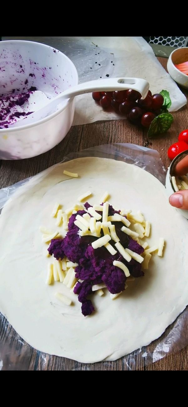 爆浆蜂蜜紫薯芝士饼