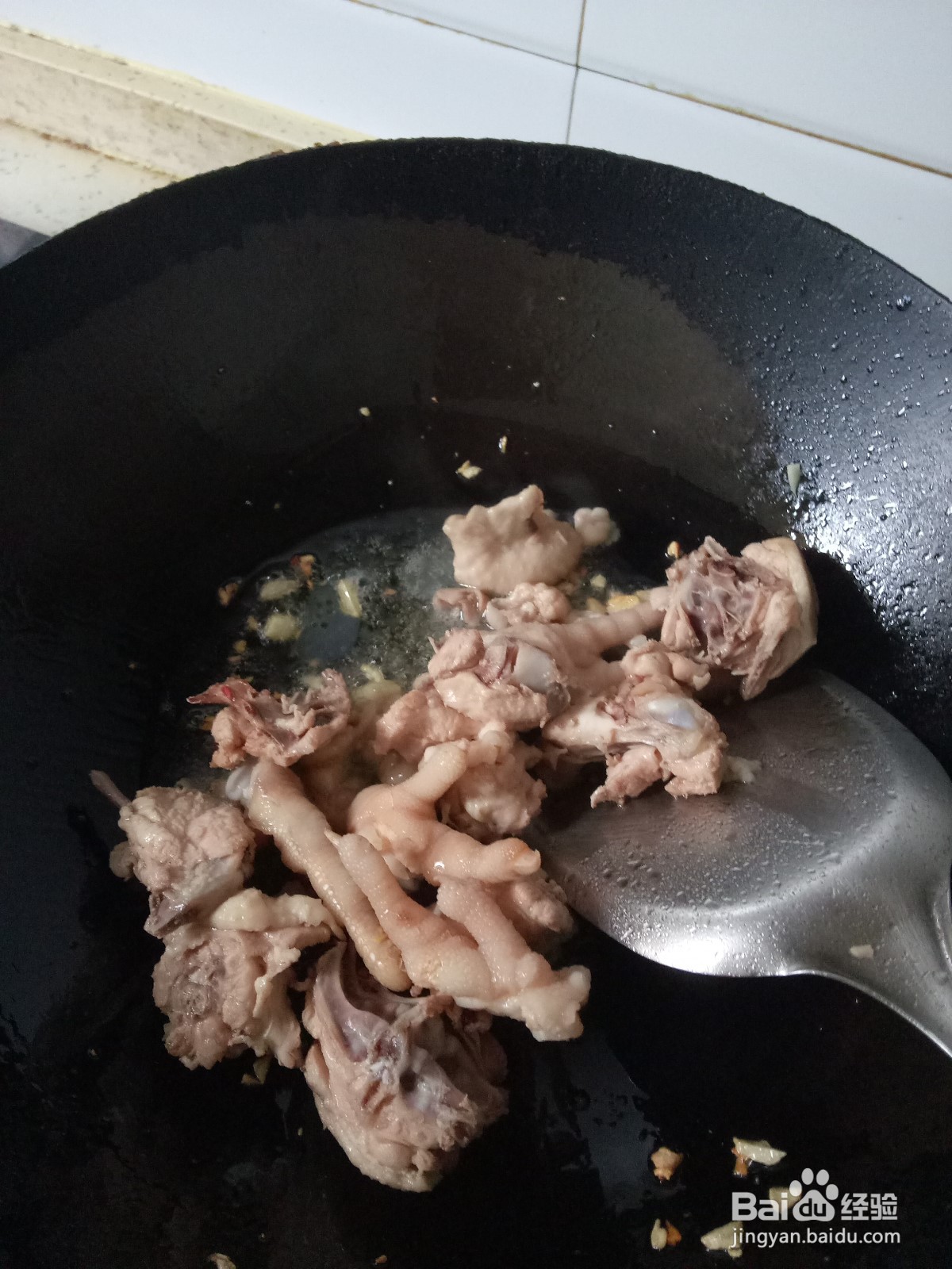 砂锅鸡子炖土豆