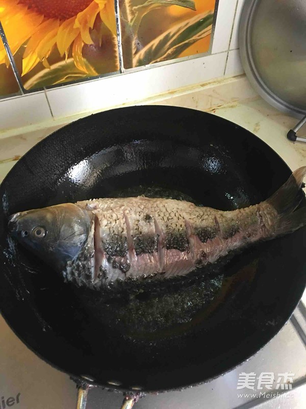 酱烧鲤鱼的做法
