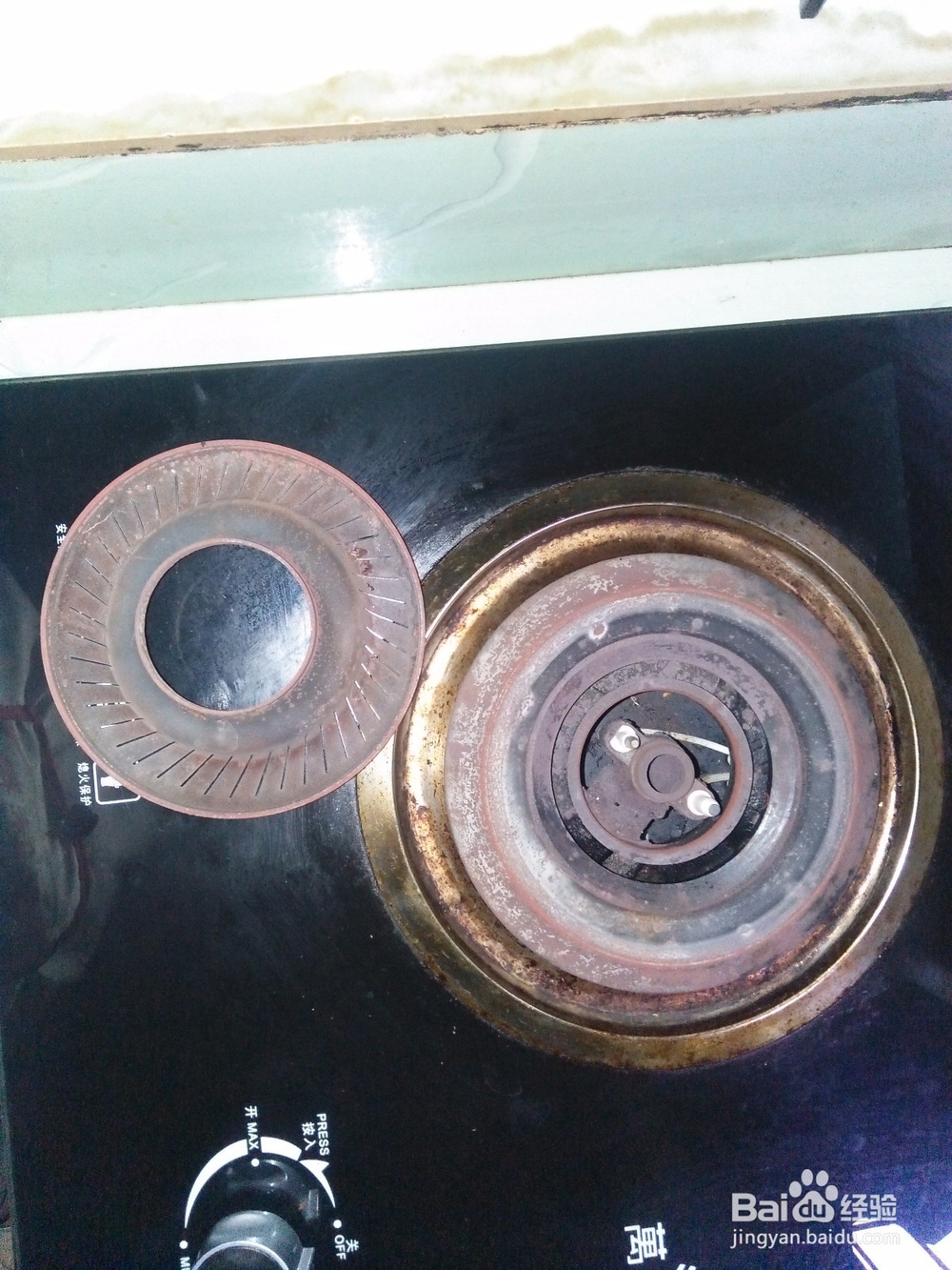 燃气灶外圈接缝有火怎么办?