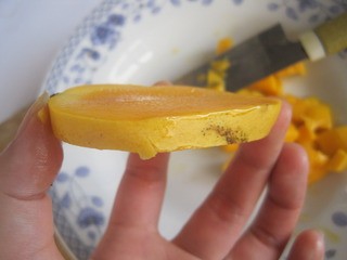 芒果牛奶布丁(附取芒果肉方法)