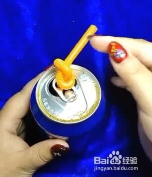 喝易拉罐饮料小技巧