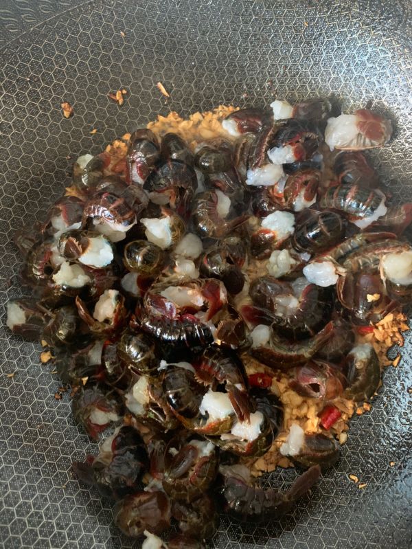 蒜泥青椒龙虾尾