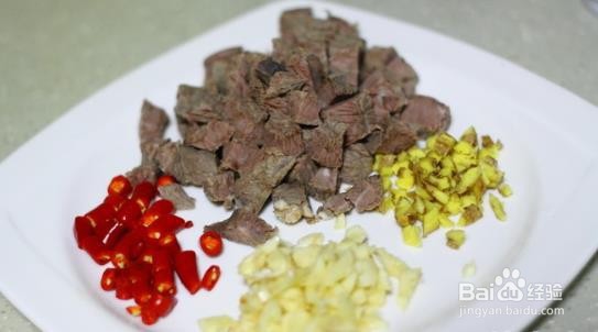 牛肉炒豇豆的做法