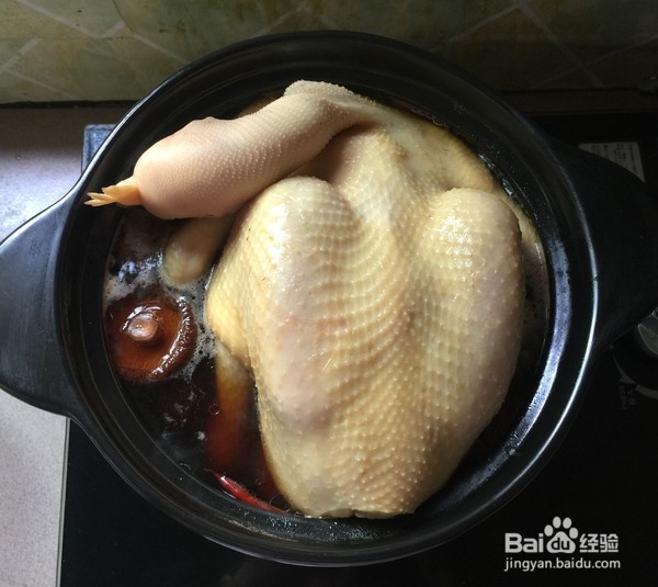 鲜香黄酒全鸡煲