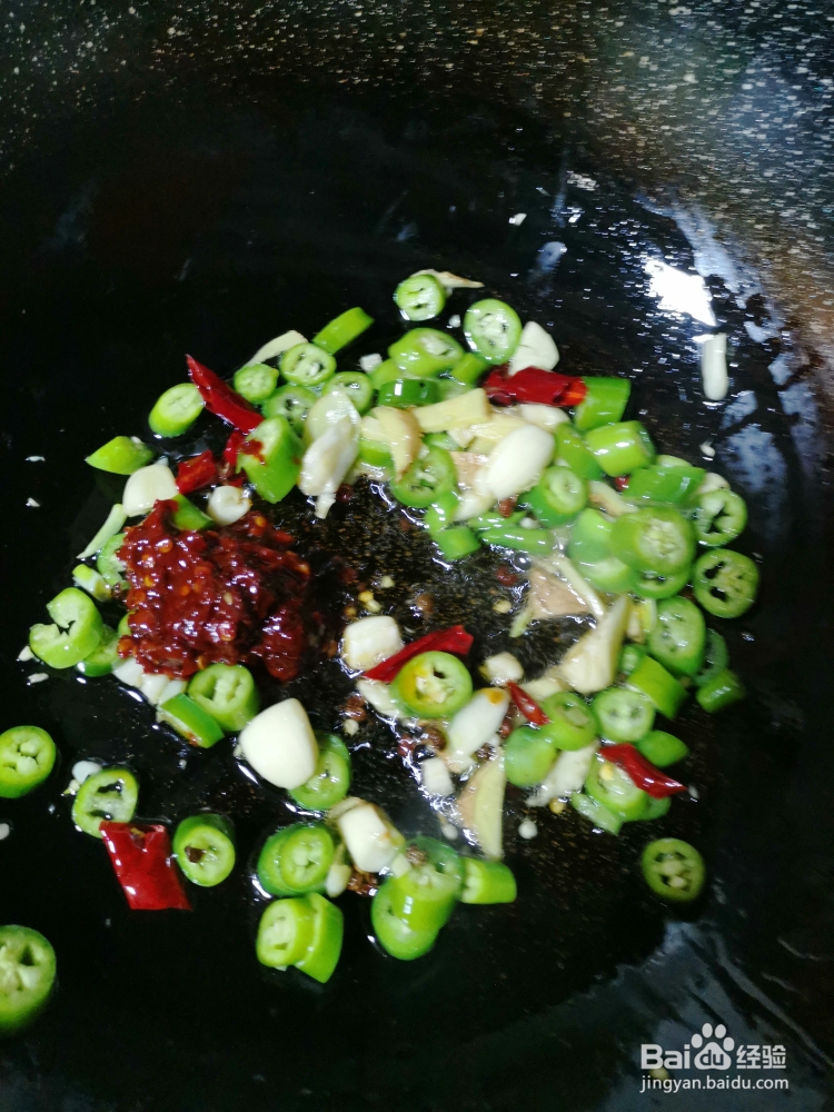 怎么做肉墩墩的红烧耗儿鱼?