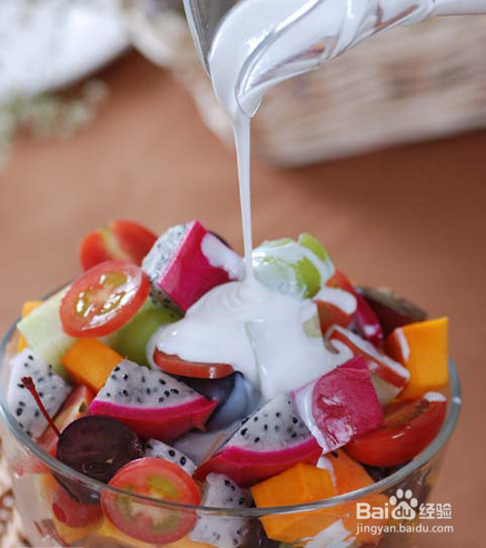 君乐宝酸奶沙拉