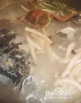 如何做鱼头虾蟹汤