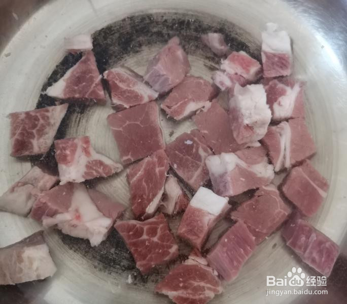 萝卜炖牛肉的做法