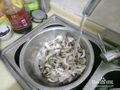 鸡蛋炒蘑菇怎么做 怎样做鸡蛋炒蘑菇