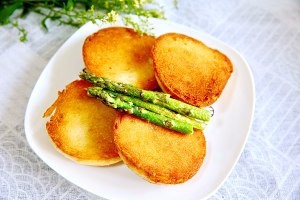 河南特色-炸馒头片的正宗做法