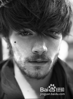 遇到这五种痣相的男人必须嫁