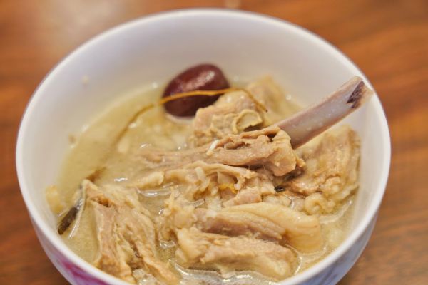 当归生姜羊肉汤