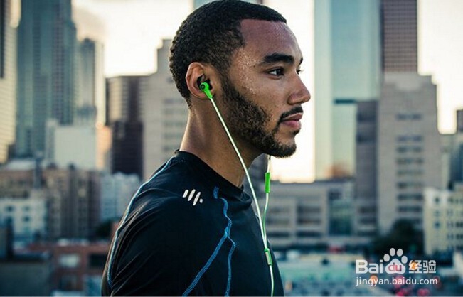 入耳式耳机的正确佩戴方法和使用注意事...
